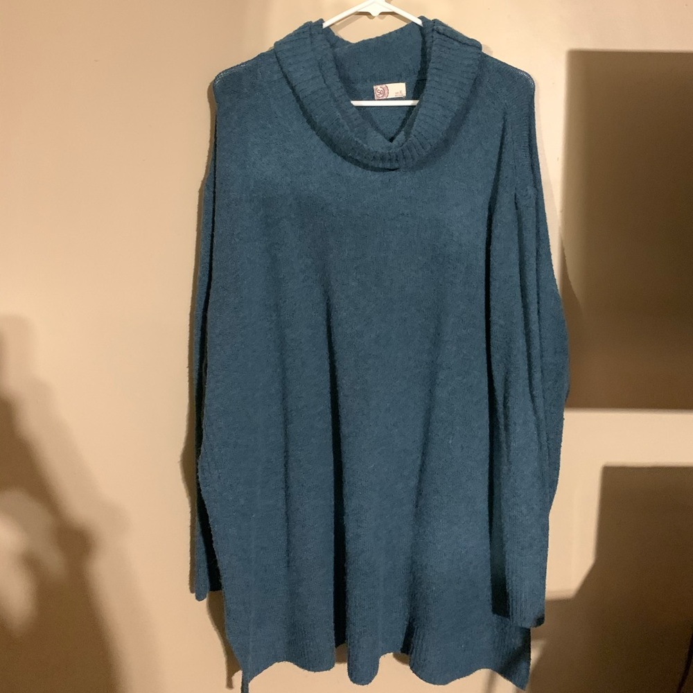 SO blue women’s turtle neck